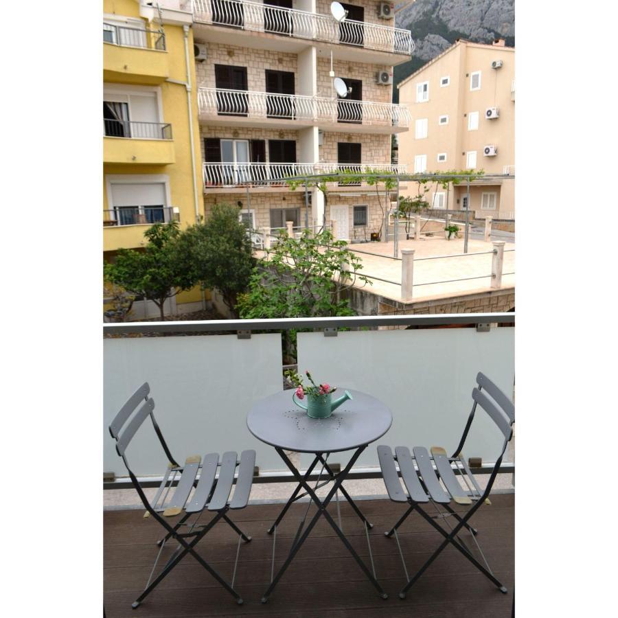 Studio Flat For 2 Apartment Makarska Bagian luar foto